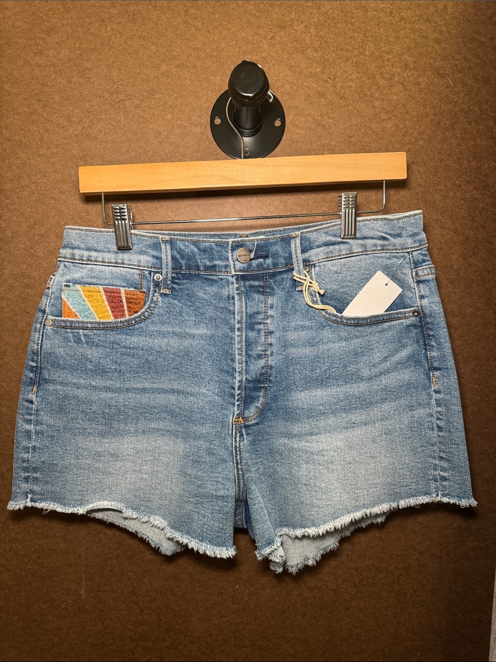 Women's Light Blue Denim Shorts with Embroidered Sunburst Pockets - Picture 2 of 4